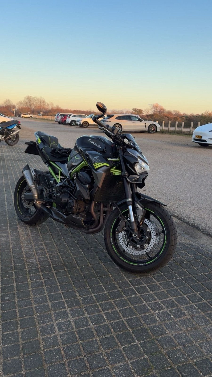 Mooie Kawasaki z900 2020 A2 (is onbegrensd), 4 cilinders, 900 cc, Particulier, Minimaal motorrijbewijs A2