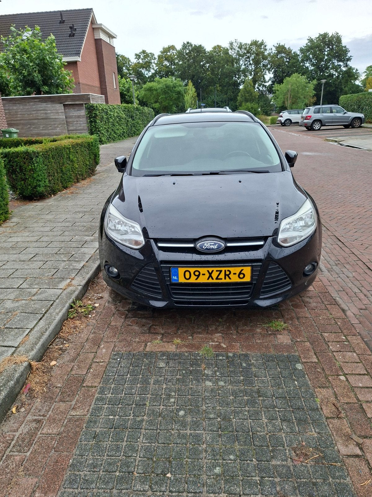 Ford Focus 1.0 Ecoboost 74KW Wagon 2013 Zwart, Auto's, 100 pk, Zwart, Origineel Nederlands, Handgeschakeld