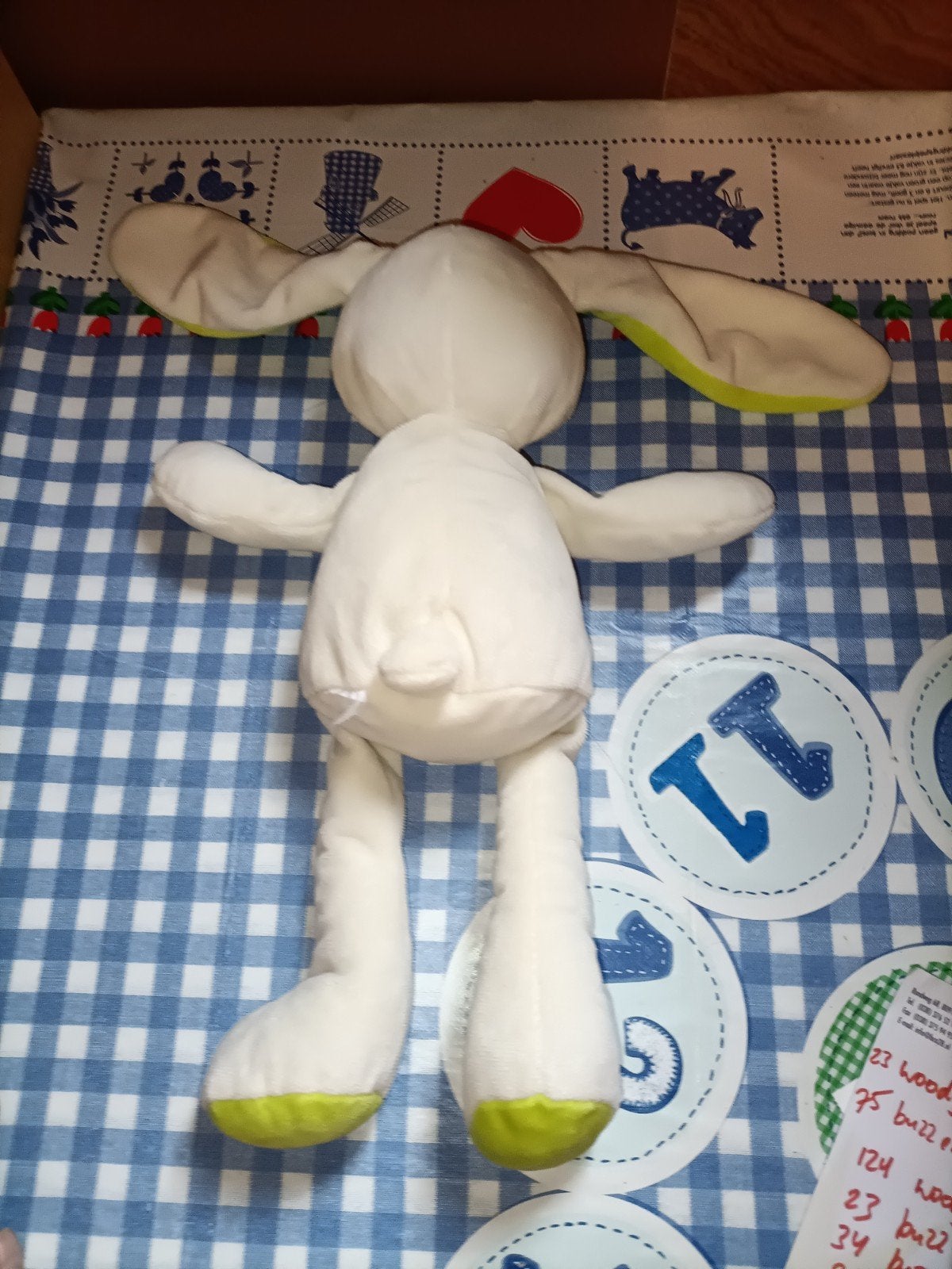 Konijn knuffel Nicotoy net gekleurde strepen op buik 35 cm, Kinderen en Baby's, Ophalen of Verzenden, Zo goed als nieuw, Konijn