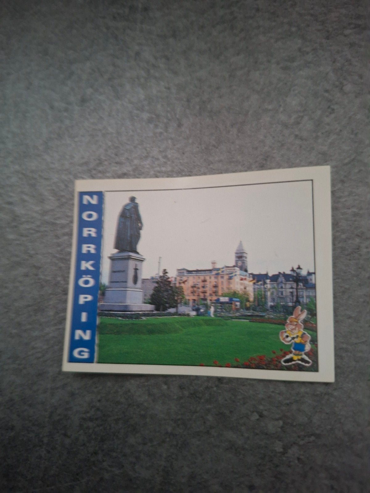 Panini sticker Euro 92 Zweden. Speelstad EK Norrkoping, Ophalen of Verzenden, Zo goed als nieuw, Sticker
