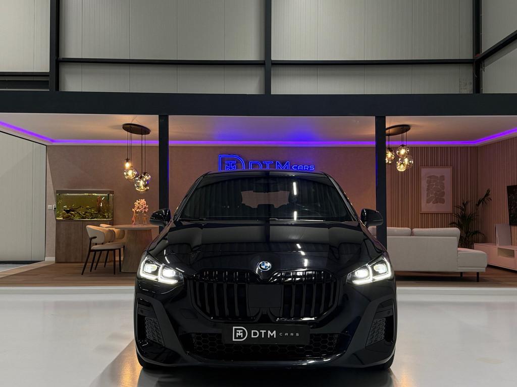 BMW 2-serie Active Tourer 225e xDrive M-pakket | Plug-in 4x4, Automaat, Gebruikt, 16 kWh, Zwart
