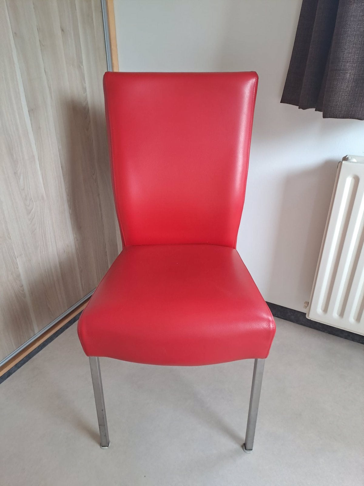 Ferari rode montel stoelen, Huis en Inrichting, Stoelen, Ophalen, Leer, Zo goed als nieuw, Vier