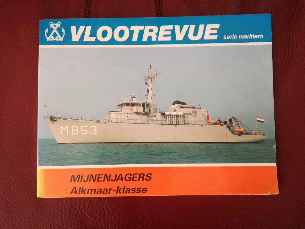 Vlootrevue: "Mijnenjagers" Alkmaar klasse, A. J. C. Veenstra, Marine, Ophalen of Verzenden, Zo goed als nieuw