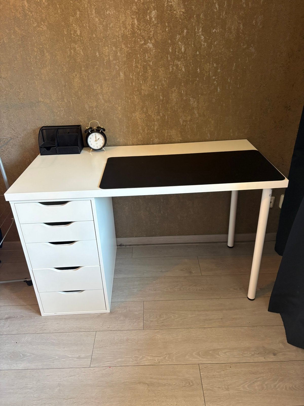 Wit bureau met stoel ikea 120 x 73cm, Ophalen of Verzenden, Zo goed als nieuw, Wit
