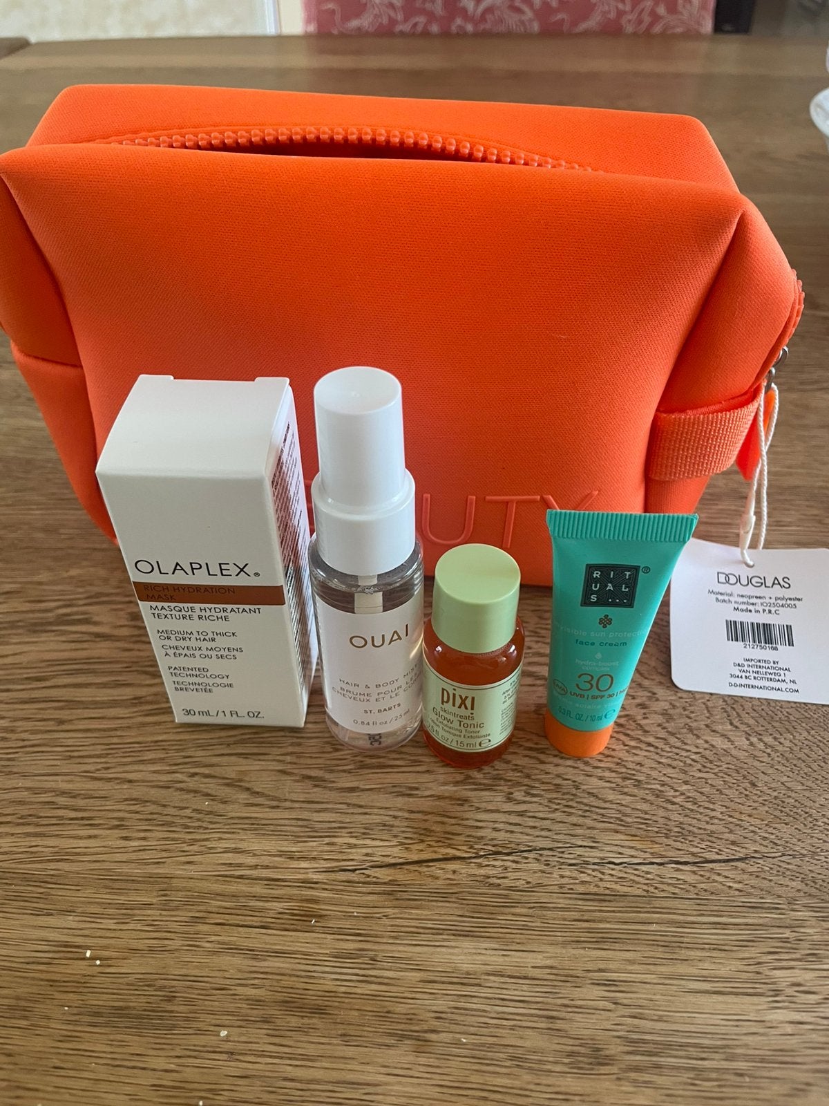 Douglas beauty summer kit ouai olaplex skins pixi rituals, Verzenden, Zo goed als nieuw, Gehele gezicht