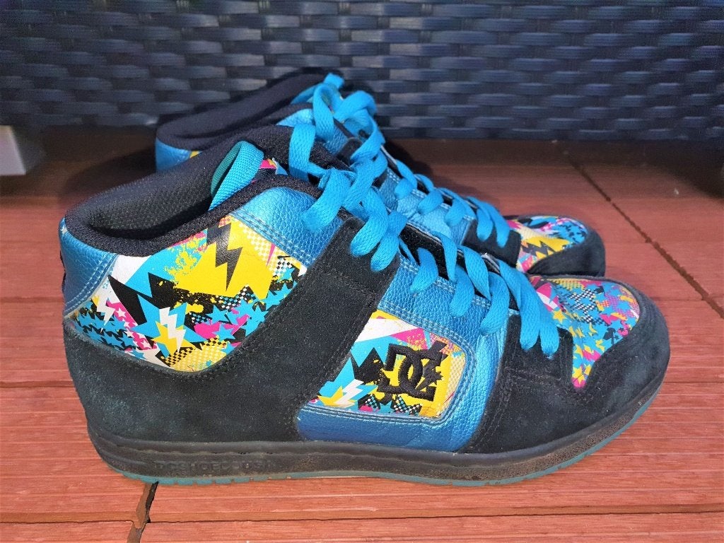DG sneakers mt.38 zwart suede met gekleurd leer/rubber zool, Overige kleuren, Ophalen of Verzenden, D G, Sneakers of Gympen