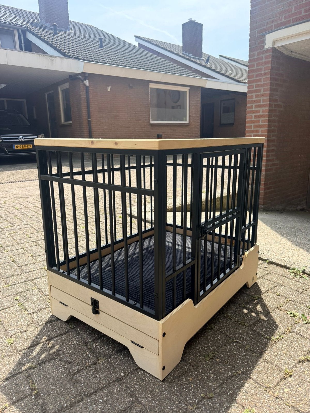 Designed by lotte bench, ribbed orthopedisch bench kussen bv, Dieren en Toebehoren, Hondenbenches, Gebruikt, Ophalen