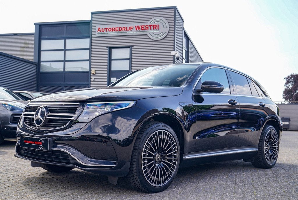 Mercedes-Benz EQC 400 4MATIC AMG Line Premium Plus 80 kWh |C, Zwart, 80 kWh, 1333 min, Zwart