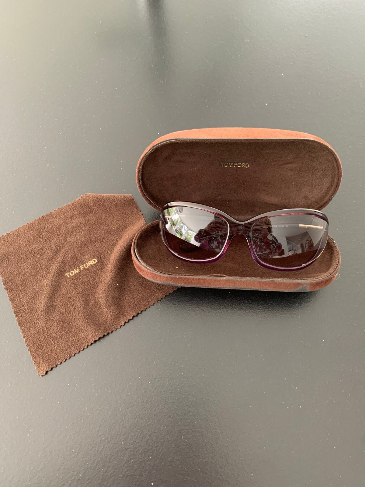 Tom Ford zonnebril - Paars/Bordeauxrood, Sieraden, Tassen en Uiterlijk, Overige merken, Zonnebril, Paars, Ophalen of Verzenden