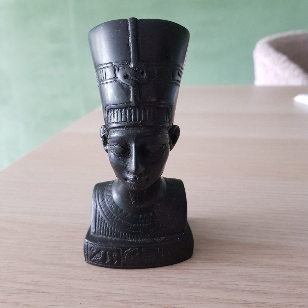 beeldje van Nefertiti, Ophalen of Verzenden, Zo goed als nieuw, Mens