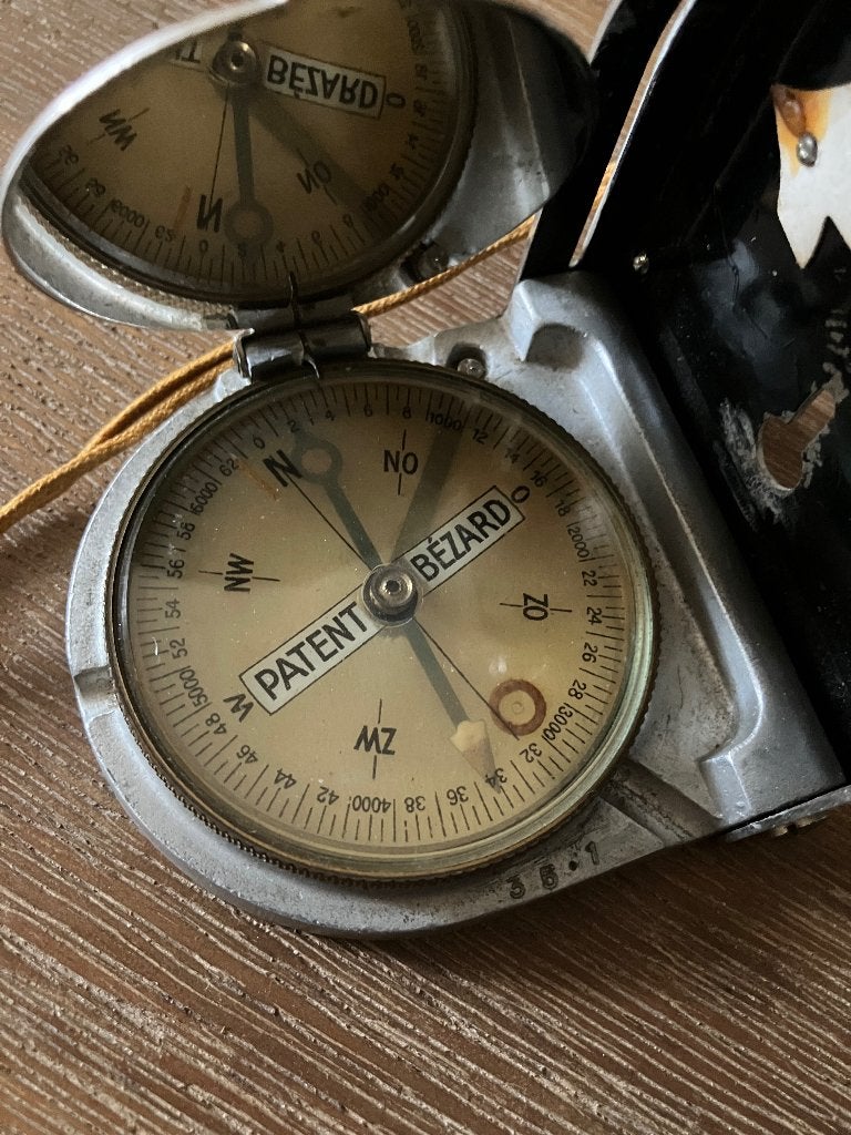 Bezard kompas, Verzamelen, Ophalen of Verzenden, Landmacht, Nederland, Mes of Dolk