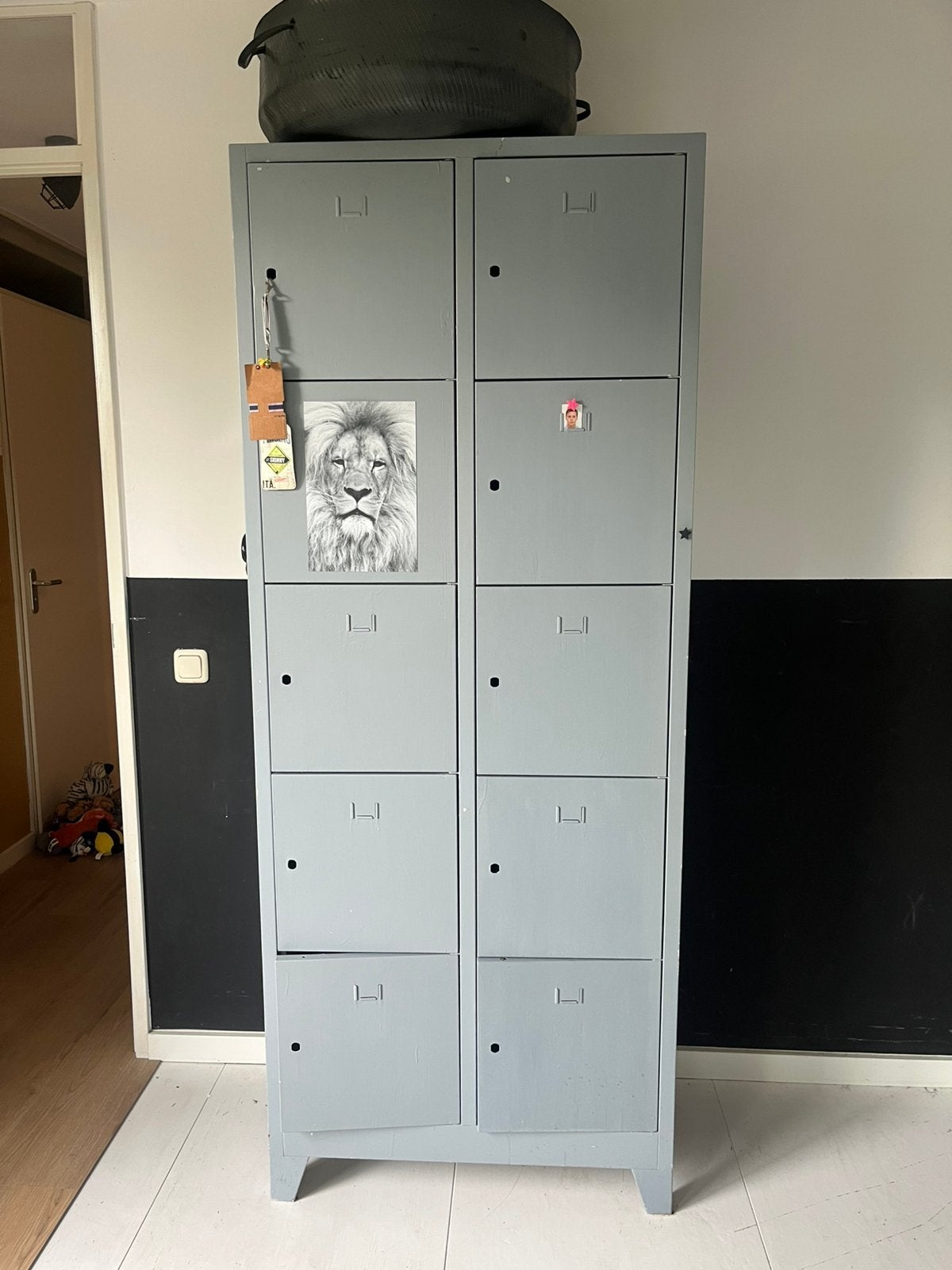 Leuke lockerkast. Kledingkast opbergkast, Huis en Inrichting, Kasten | Lockerkasten, Ophalen