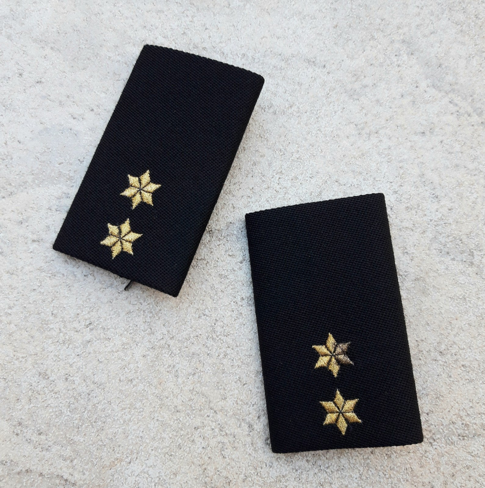 Set passanten overhemd, eerste-luitenant Marechaussee, Verzenden, Marechaussee, Nederland, Embleem of Badge