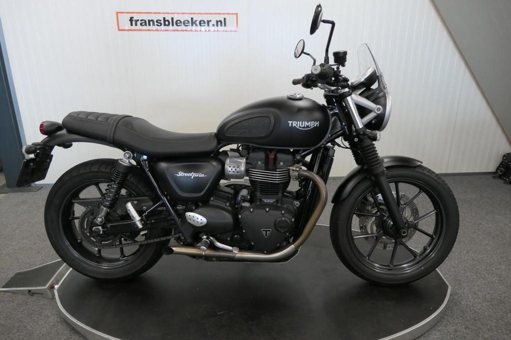 Triumph Street Twin 900 ABS, Motoren, Motoren | Triumph, Bedrijf, 900 cc, Meer dan 35 kW, Toermotor