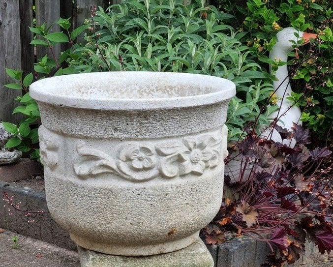 PLANTENBAK ️   KORRELBETON ⚠️, Tuin en Terras, Bloembakken en Plantenbakken, Gebruikt, Beton, Balkon, Tuin, 30 tot 60 cm, Minder dan 60 cm