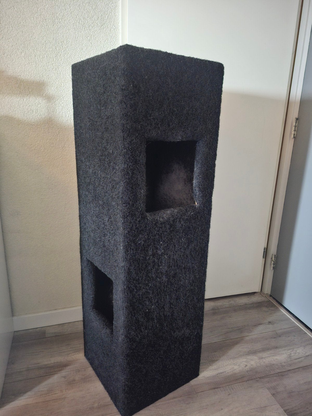 Kattenton/krabpaal, Ophalen