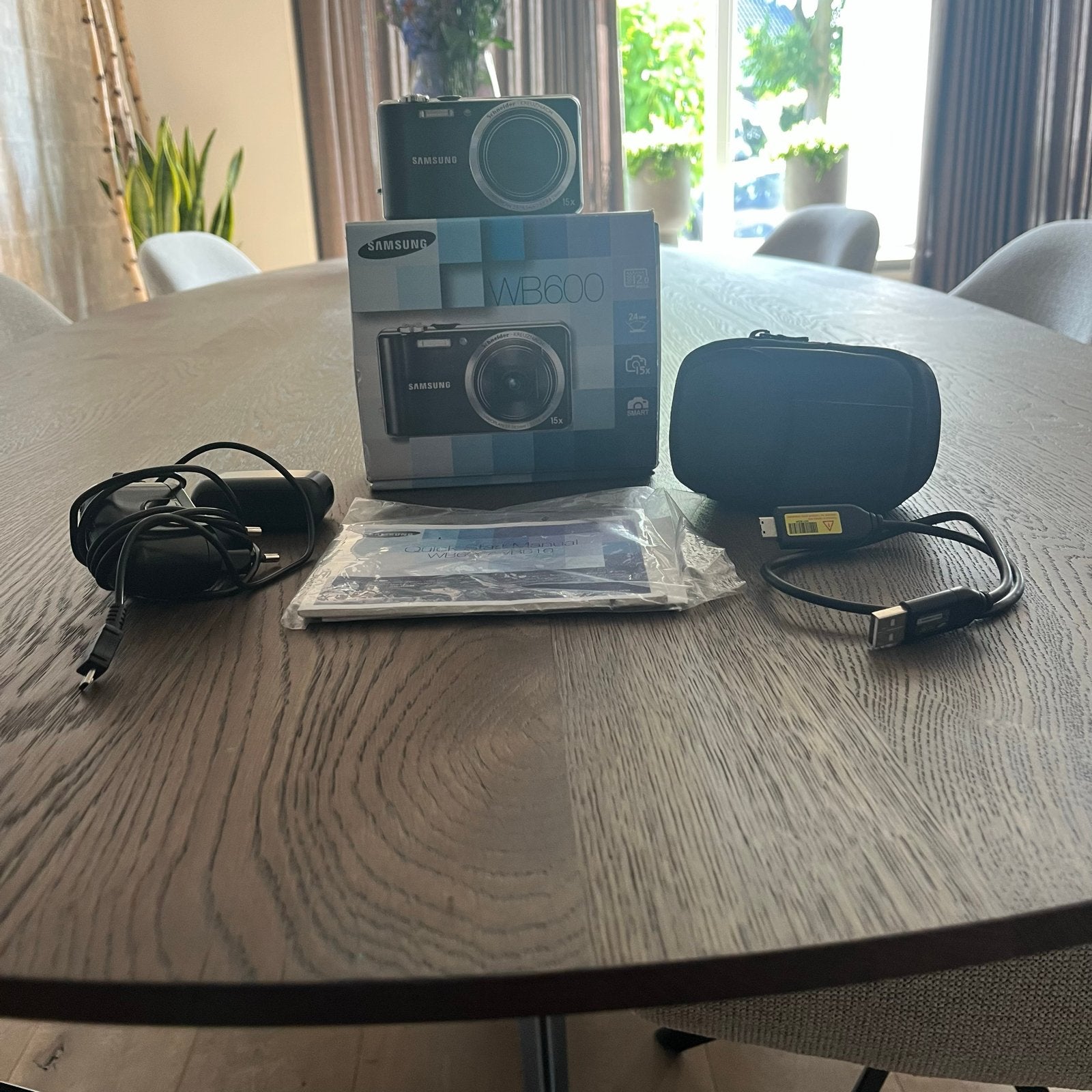 Samsung WB600 Compactcamera met 15x optische zoom, Ingebouwde flitser, Oplader, Ophalen of Verzenden, Zo goed als nieuw
