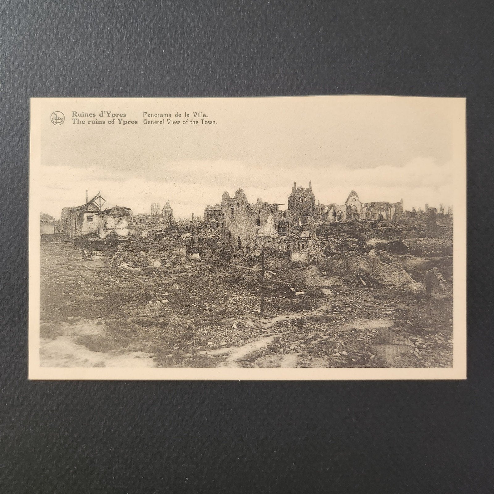 1918 WO1 Postkaart Ieper Ruïnes - Panorama van de stad, Verzamelen, Verzenden, Voor 1920, Ongelopen, Politiek en Historie