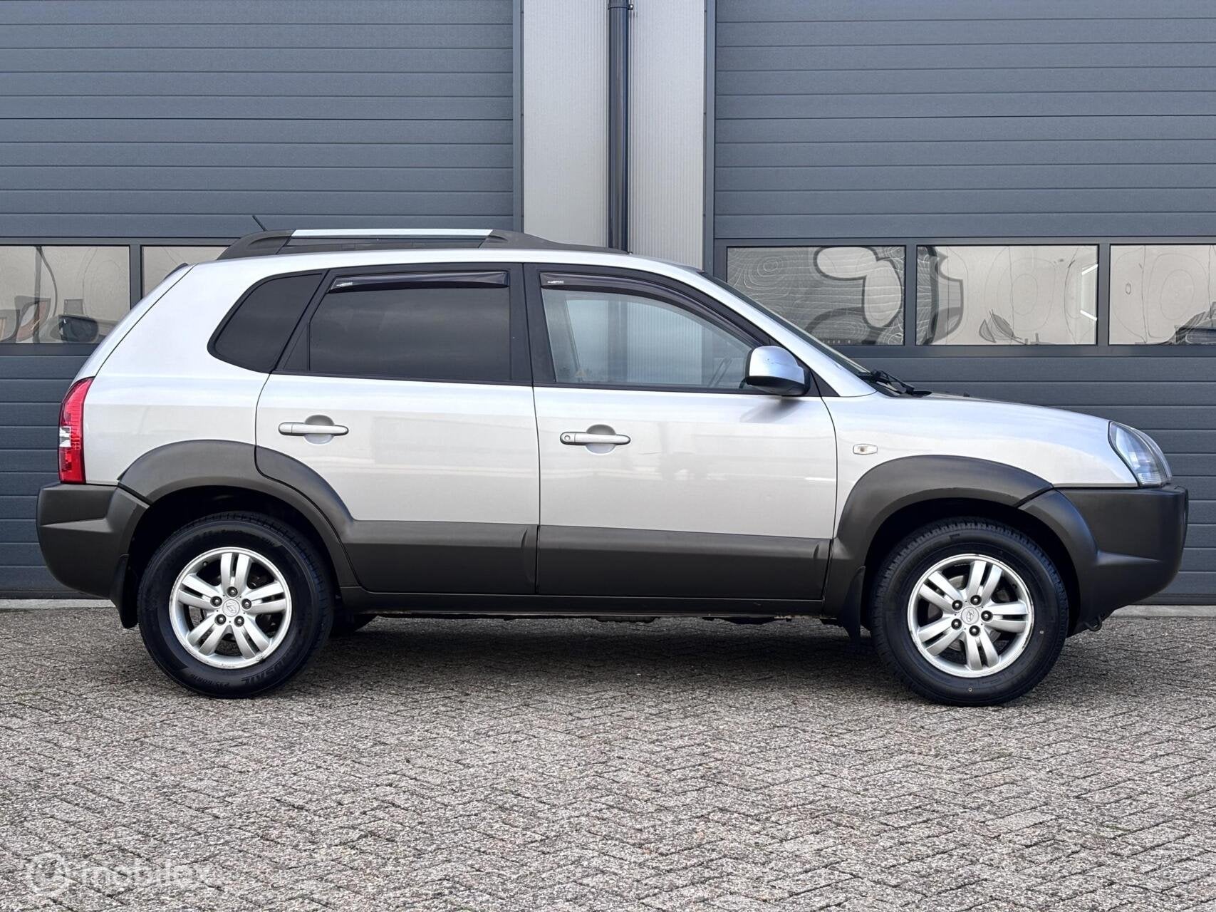 Hyundai Tucson 2.0i Dynamic ZEER NETTE AUTO, 4 cilinders, Origineel Nederlands, Handgeschakeld, Tucson