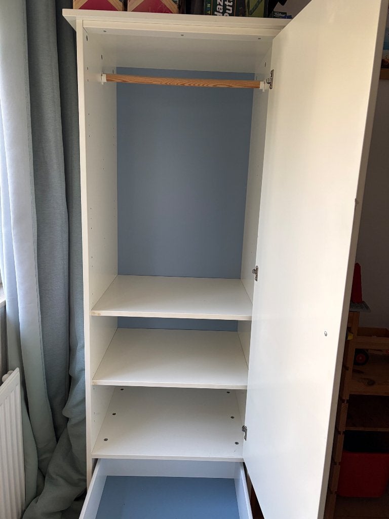 Foto 2 van IKEA HEMNES Kledingkast Wit
