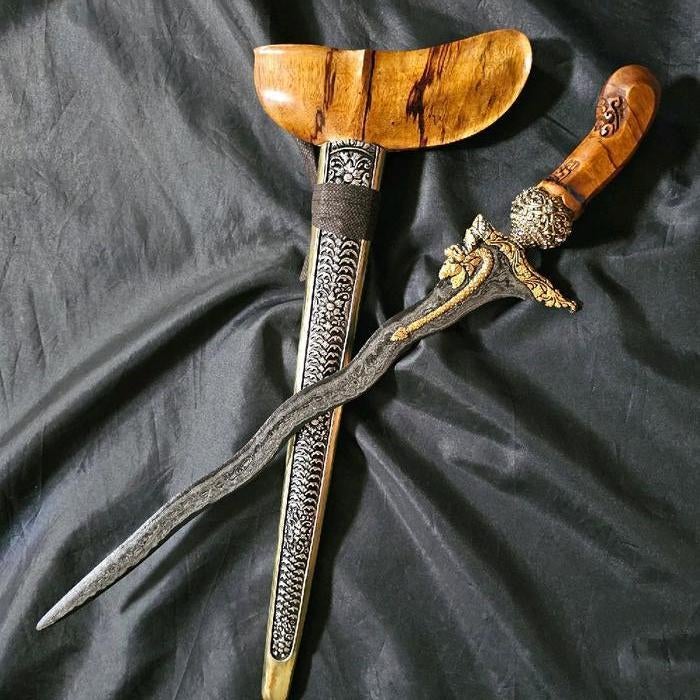 Keris Naga Bongkokan Pamor Bendo Segodo Kinatah Goud KNN24, Wapen, Verzenden, Overige materialen, Indonesië