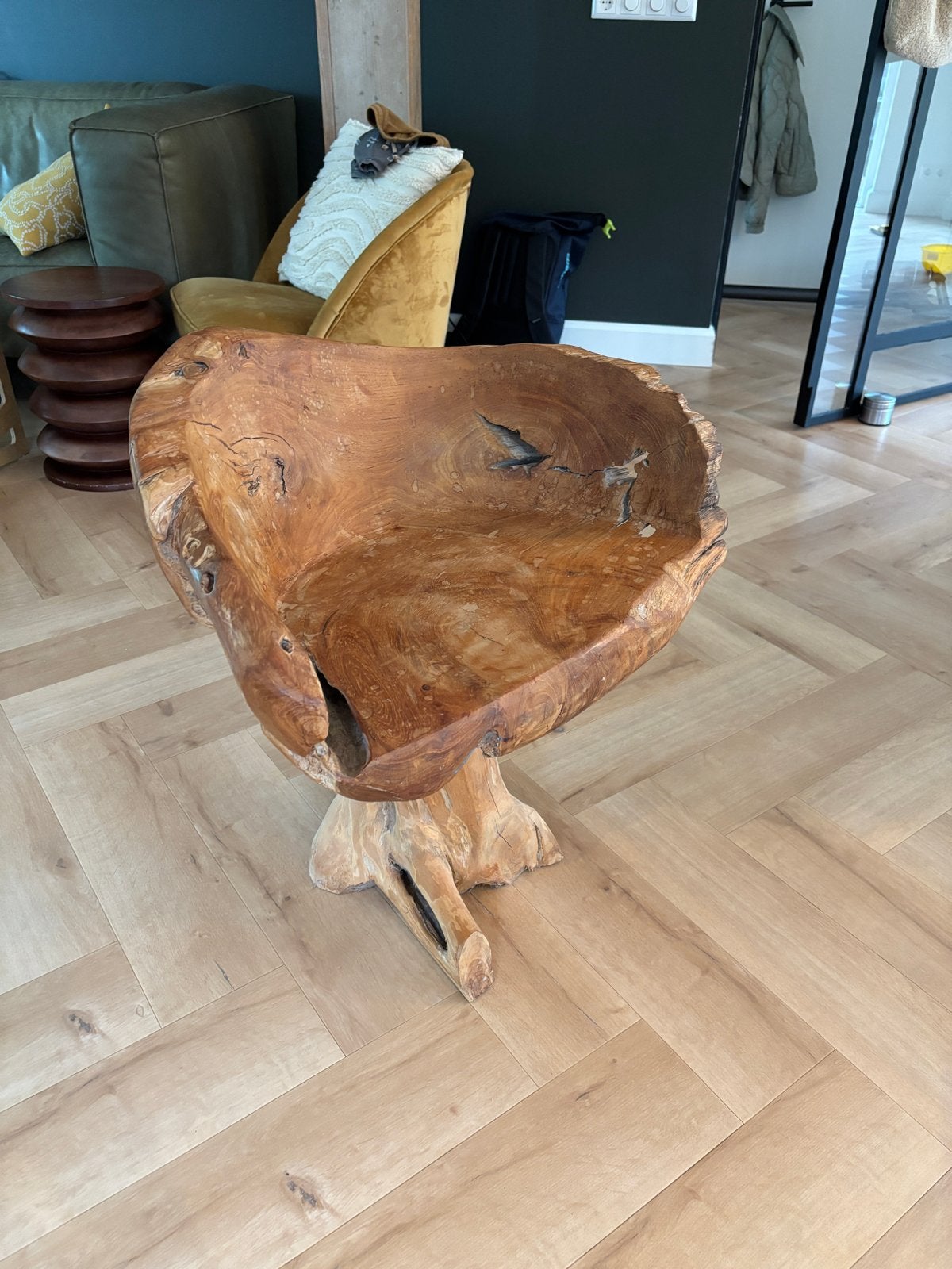 Massief houten 'boomstoel' - Decoratieve blikvanger, Huis en Inrichting, Stoelen, Bruin, Ophalen of Verzenden, Zo goed als nieuw