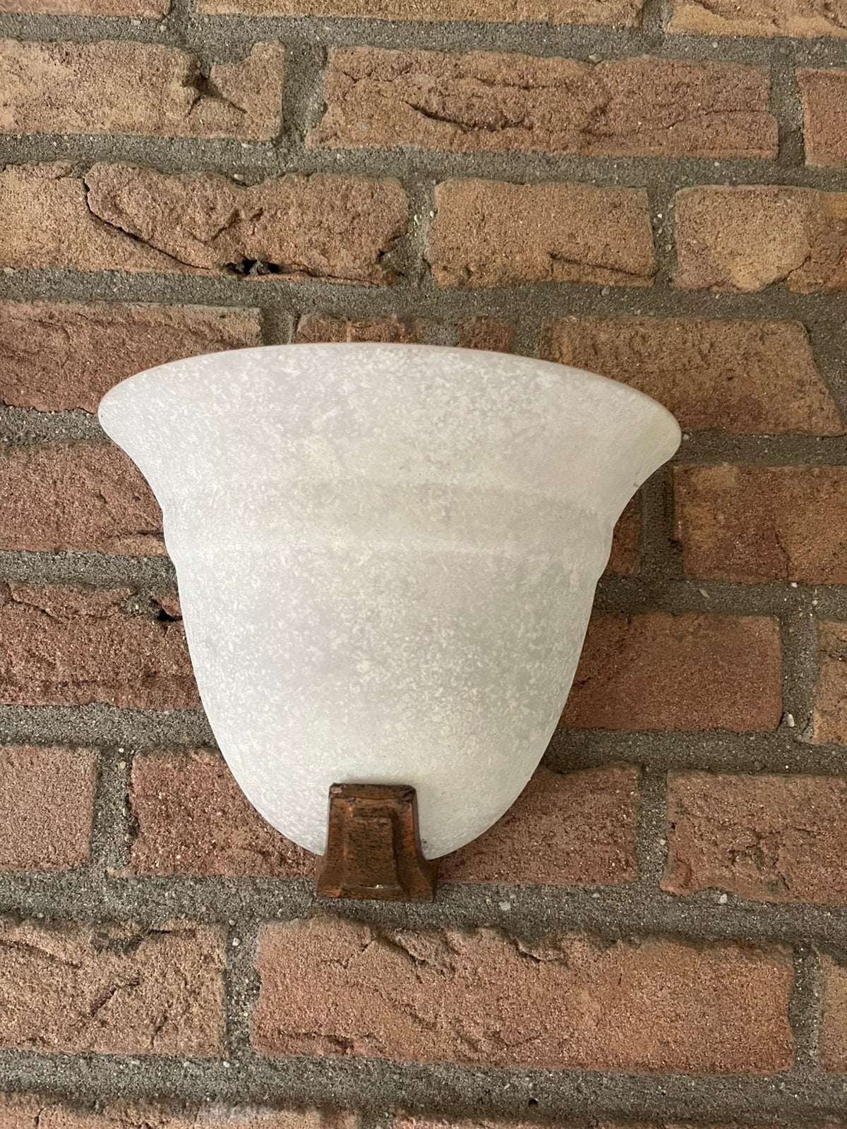Prachtige gepatineerde wandlamp gemaakt in Italië, E14 (klein), Ophalen of Verzenden, Overige kleuren, Inclusief lichtbron
