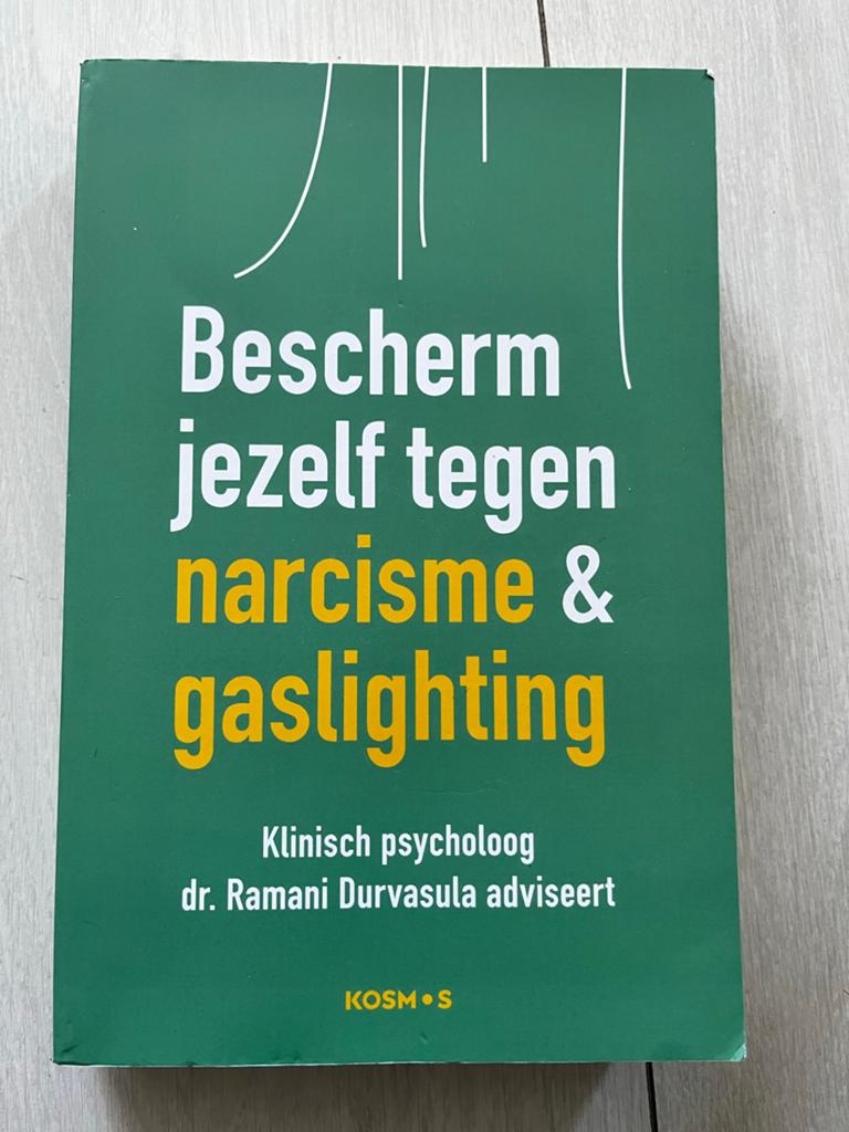 Bescherm jezelf tegen narcisme & gaslighting, Ophalen of Verzenden, Zo goed als nieuw, Klinische psychologie