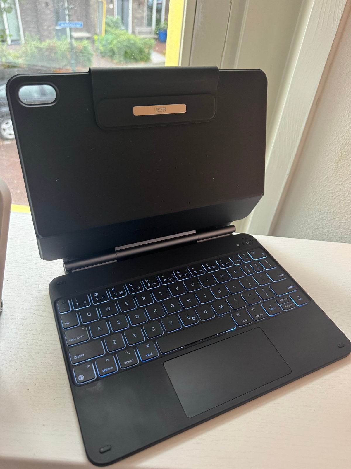 ESR Rebound Keyboard Cover voor iPad 11 (A16), Ophalen of Verzenden, Zo goed als nieuw, 11 inch, Apple iPad Pro