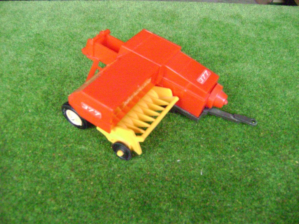 New Holland 376/377 pers van Britains met stocknummer 9556, Ophalen of Verzenden, Zo goed als nieuw, Tractor of Landbouw, Britains