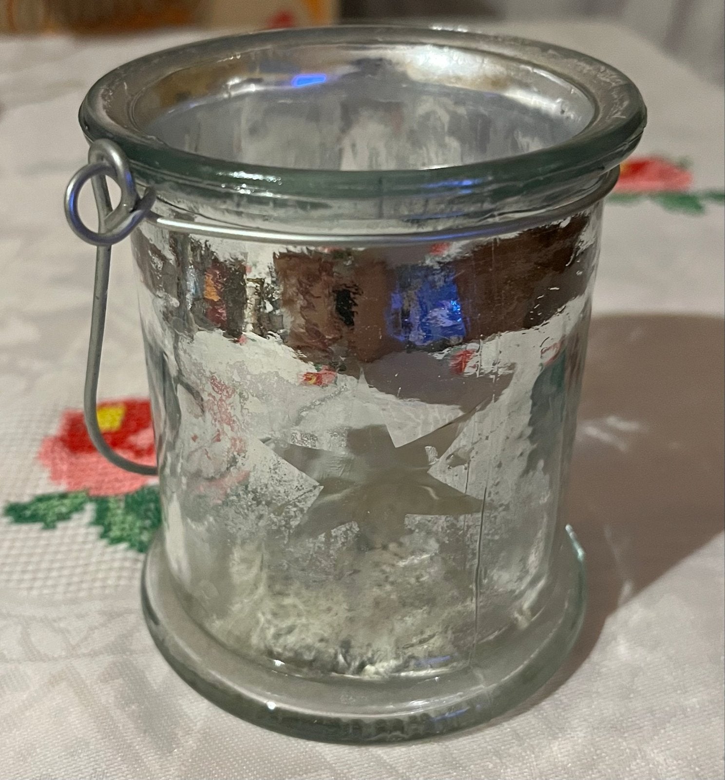 Glazen waxinelichthouder met sterretjes en hengsel, Gebruikt, Waxinelichthouder, Ophalen of Verzenden, Glas