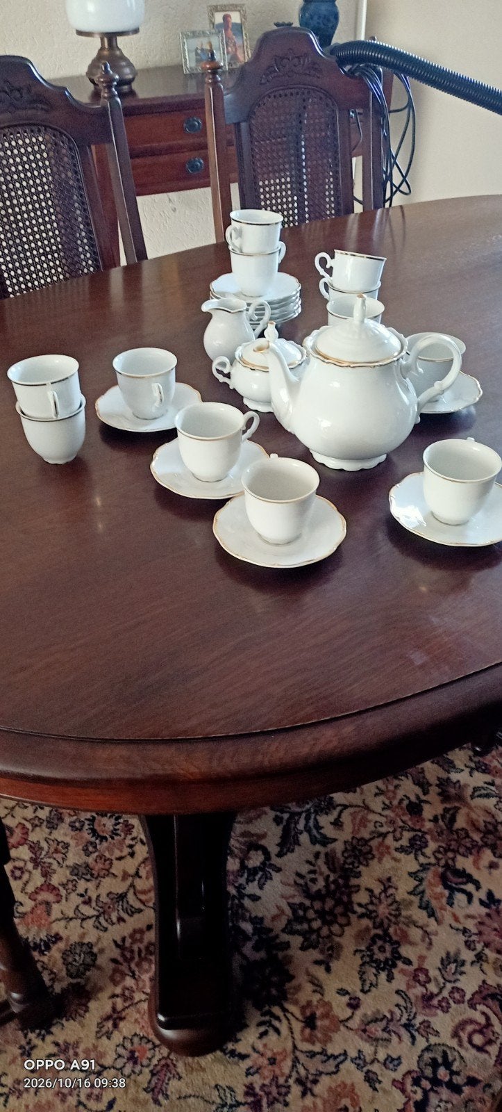 Prachtig wit koffie service met gouden randje, Antiek en Kunst, Ophalen