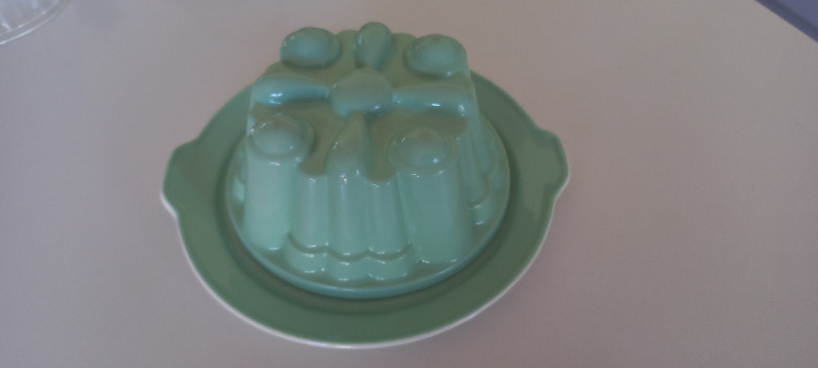 Puddingvorm met Onderbord Petrus Regout, Ophalen of Verzenden, Groen