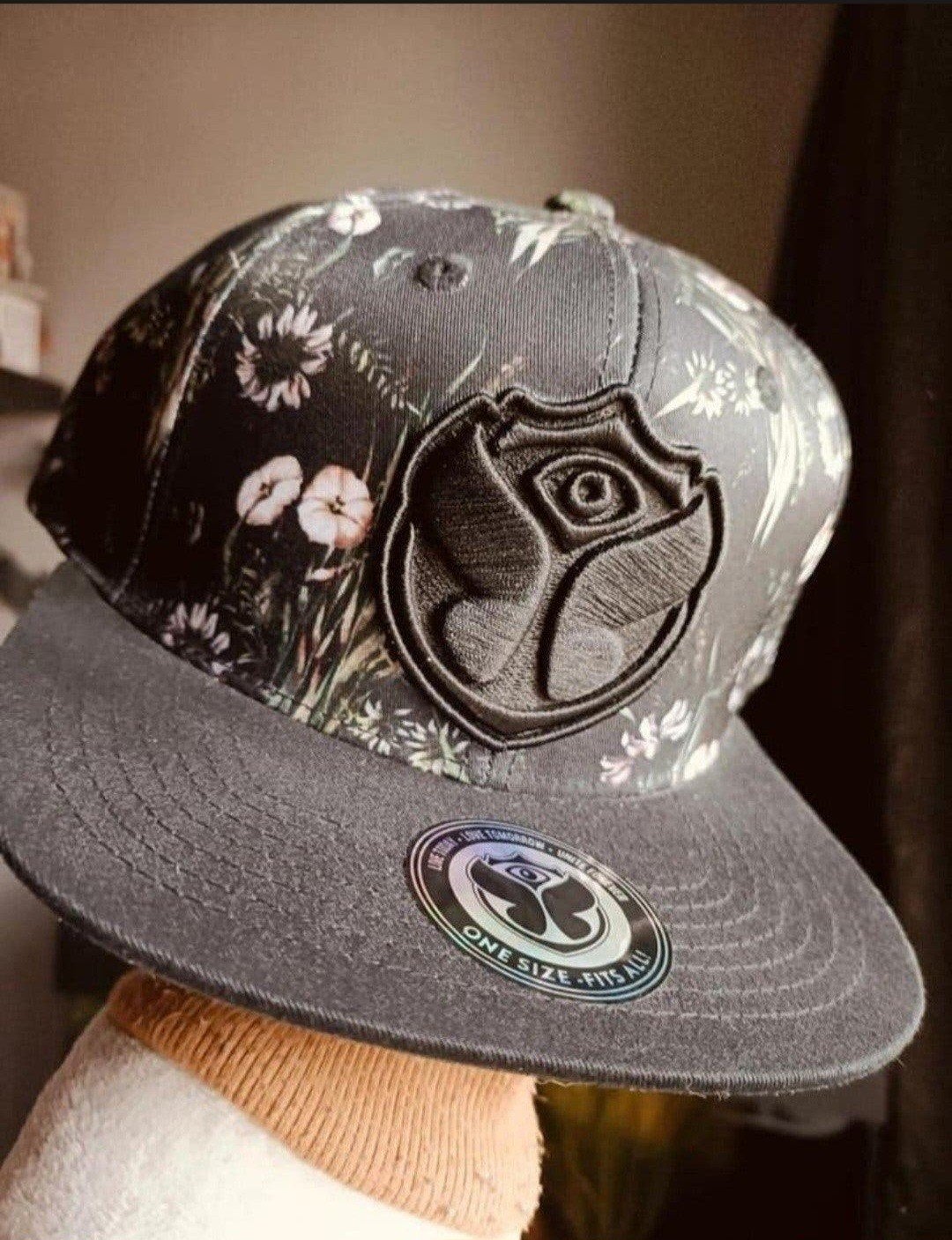 Tomorrowland Cap - 15 years, Ophalen, Tomorrowland, Nieuw, One size fits all