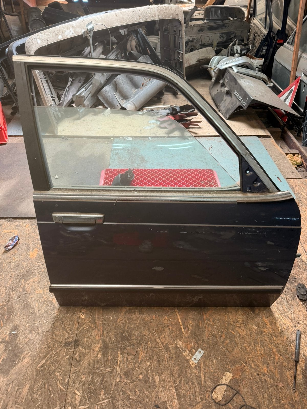 Bmw e23 deur rechts voor 1983 735i, Auto diversen, Ophalen of Verzenden