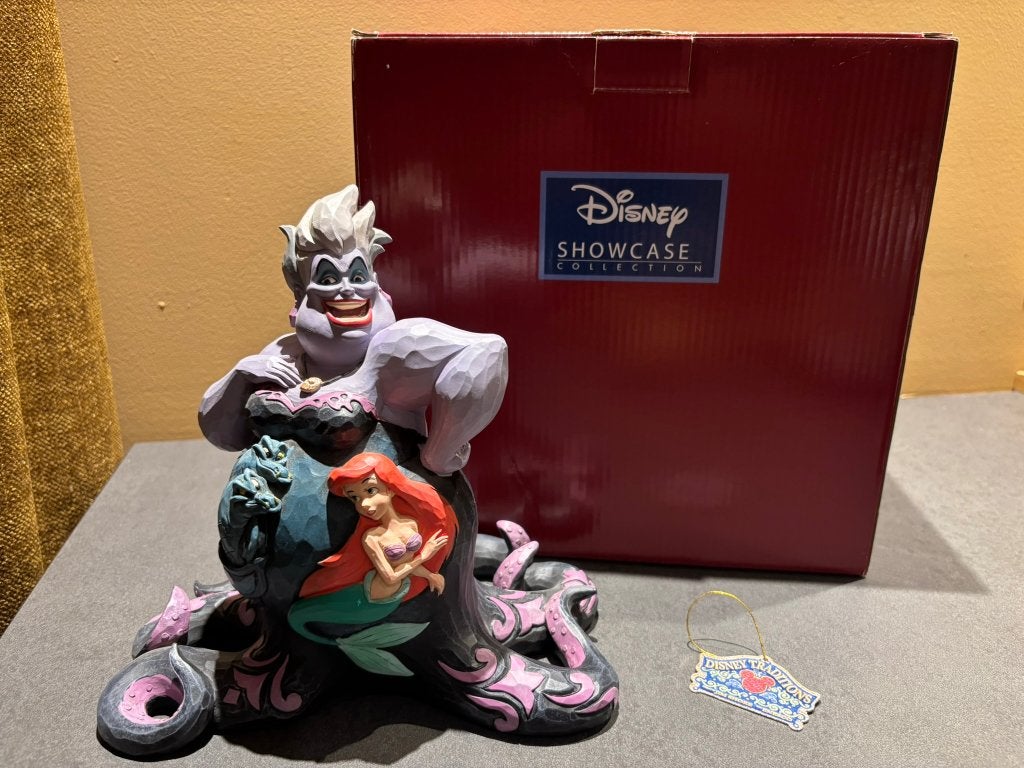 Disney Traditions beeld - Kleine Zeemeermin (Ursula), Verzamelen, Ophalen of Verzenden, Pocahontas of Kl. Zeemeermin, Zo goed als nieuw