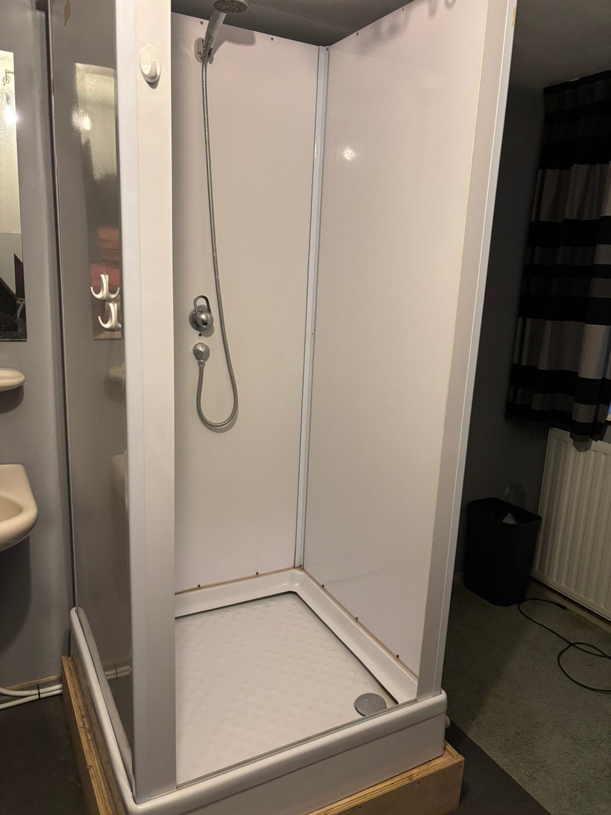 Te koop Nooddouche, Ophalen, Gebruikt