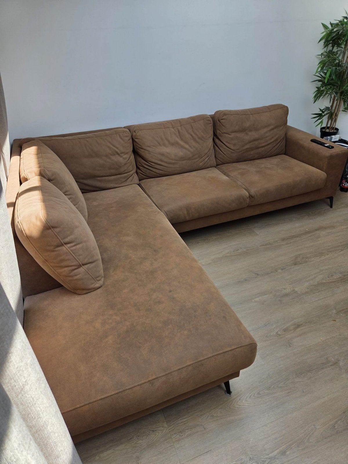 gratis hoekbank pronto wonen, Huis en Inrichting, Banken | Bankstellen, Ophalen, 250 tot 300 cm, Gebruikt, Modern en comfortabel