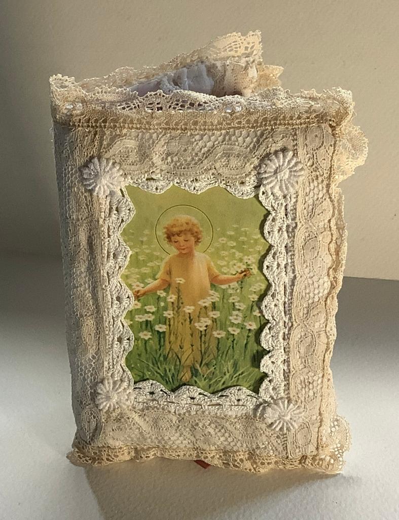 Universeel notitie/agenda in kanten opberghoes, Antiek en Kunst, Curiosa en Brocante, Ophalen of Verzenden