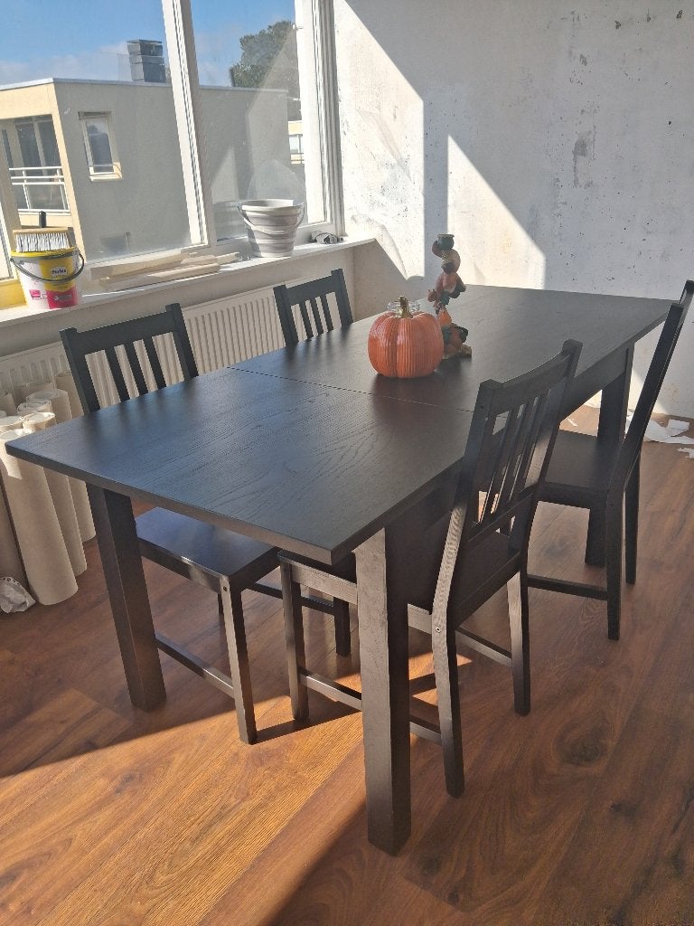 Uitschuifbare eettafel set Ikea