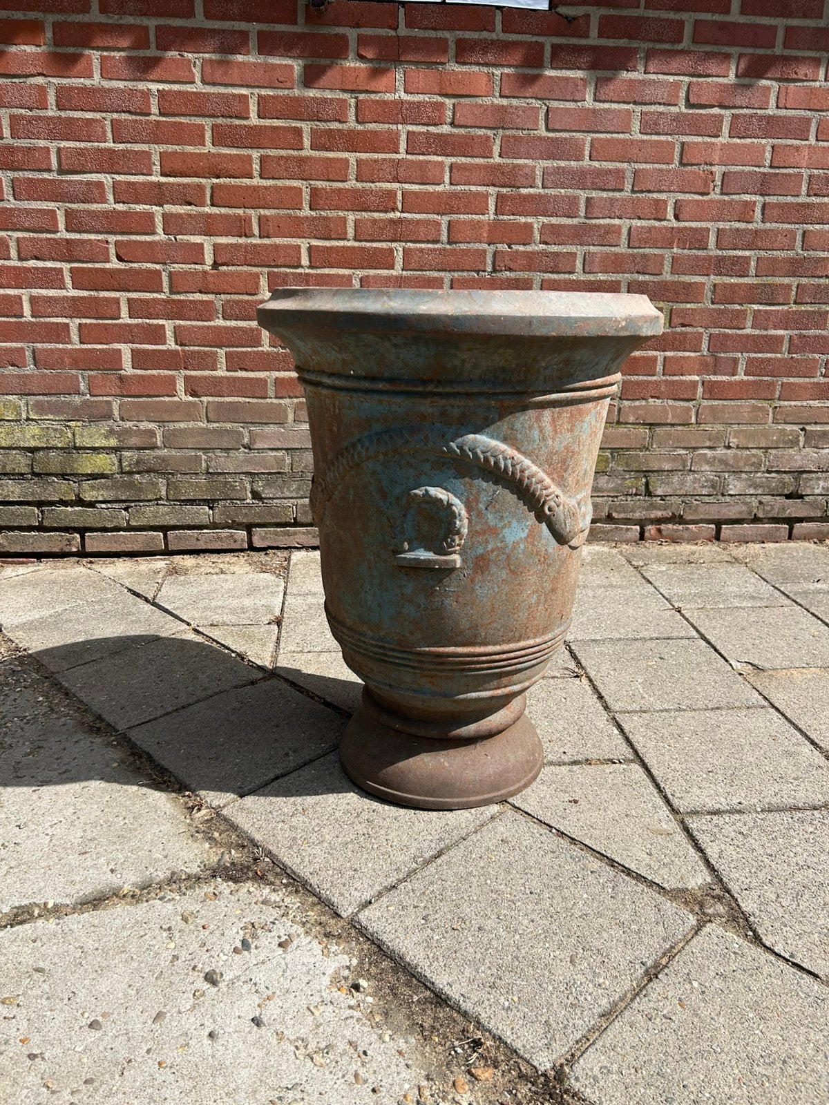 Vaas, Tuin en Terras, Bloembakken en Plantenbakken, Ophalen, Gebruikt, Rond, Balkon