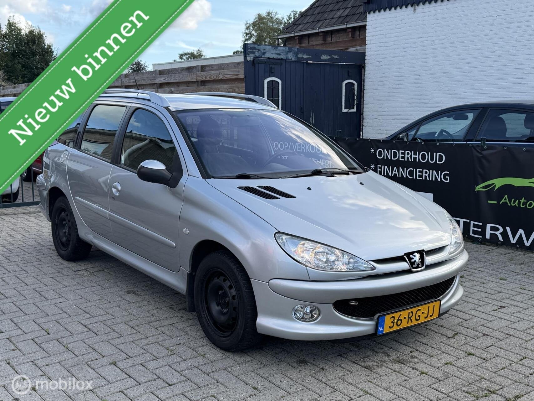 Peugeot 206 SW 2.0 HDi Quiksilver zeer nette auto | apk, Auto's, Peugeot, Voorwielaandrijving, Gebruikt, 4 cilinders, Origineel Nederlands