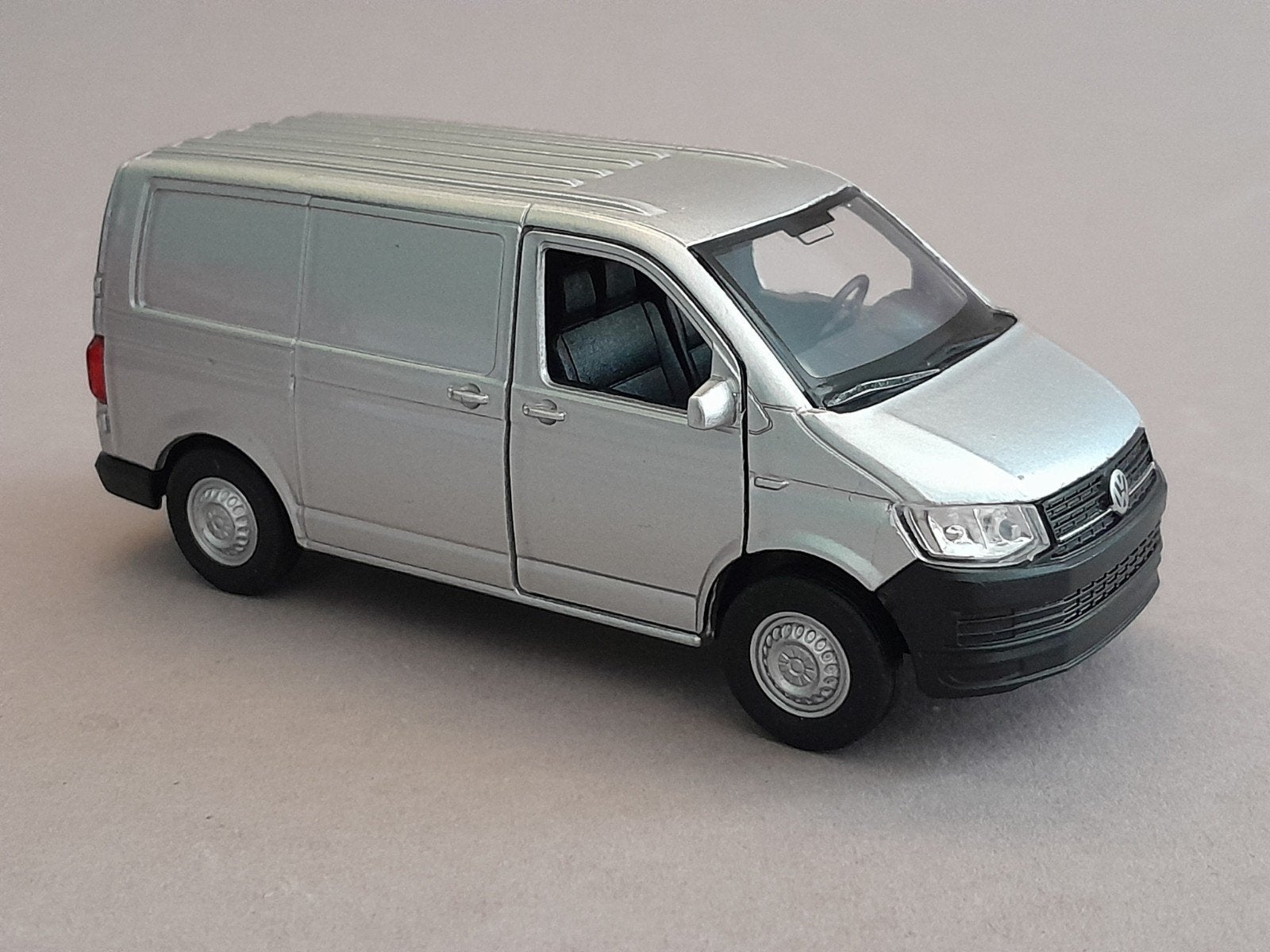 Welly Volkswagen Transporter T6.      Matchbox e.d., Ophalen of Verzenden, Nieuw, Auto