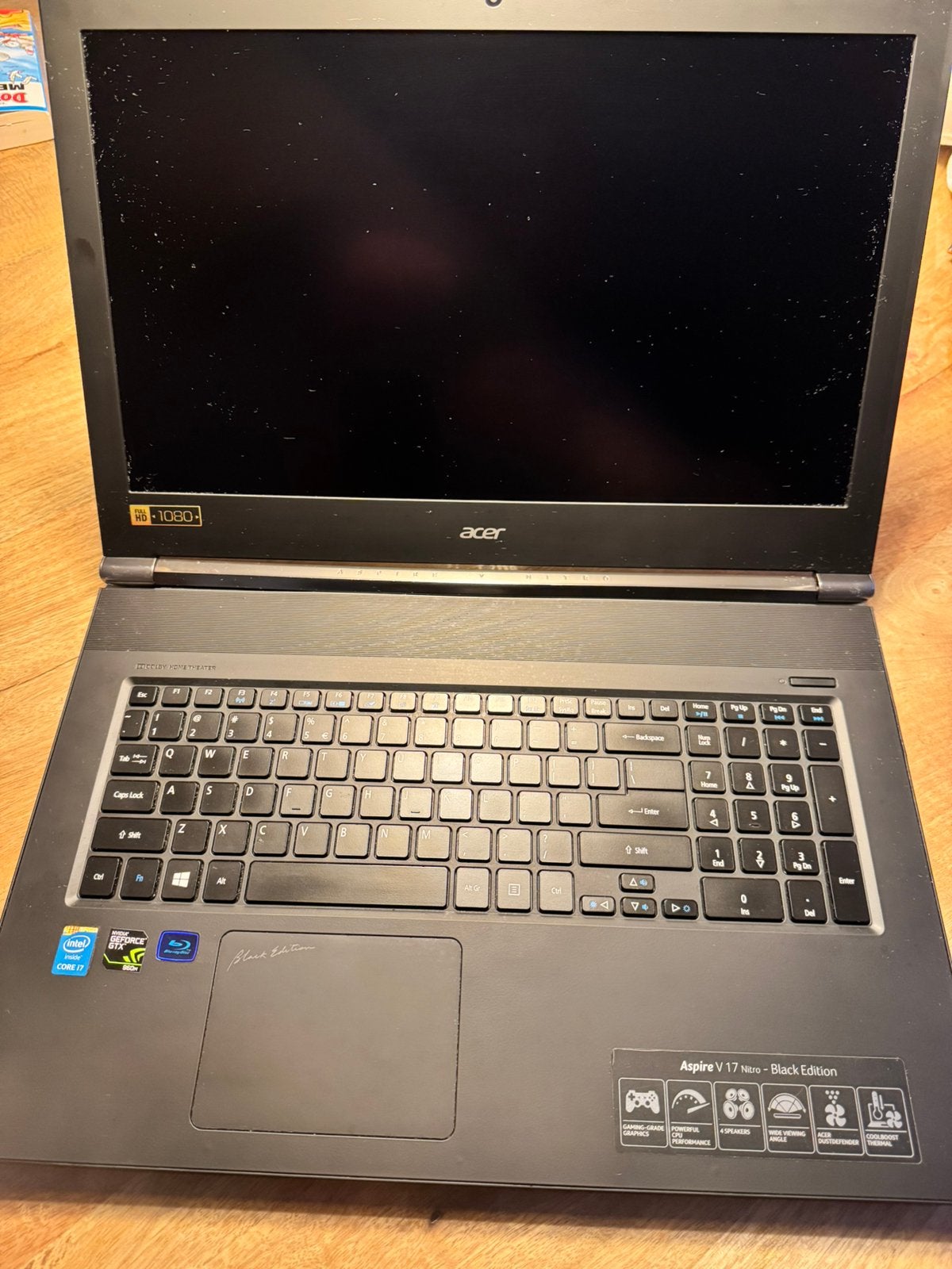 Acer Nitro V17 - Nitro Black Edition, Gebruikt, Met videokaart, 2 tot 3 Ghz, Qwerty