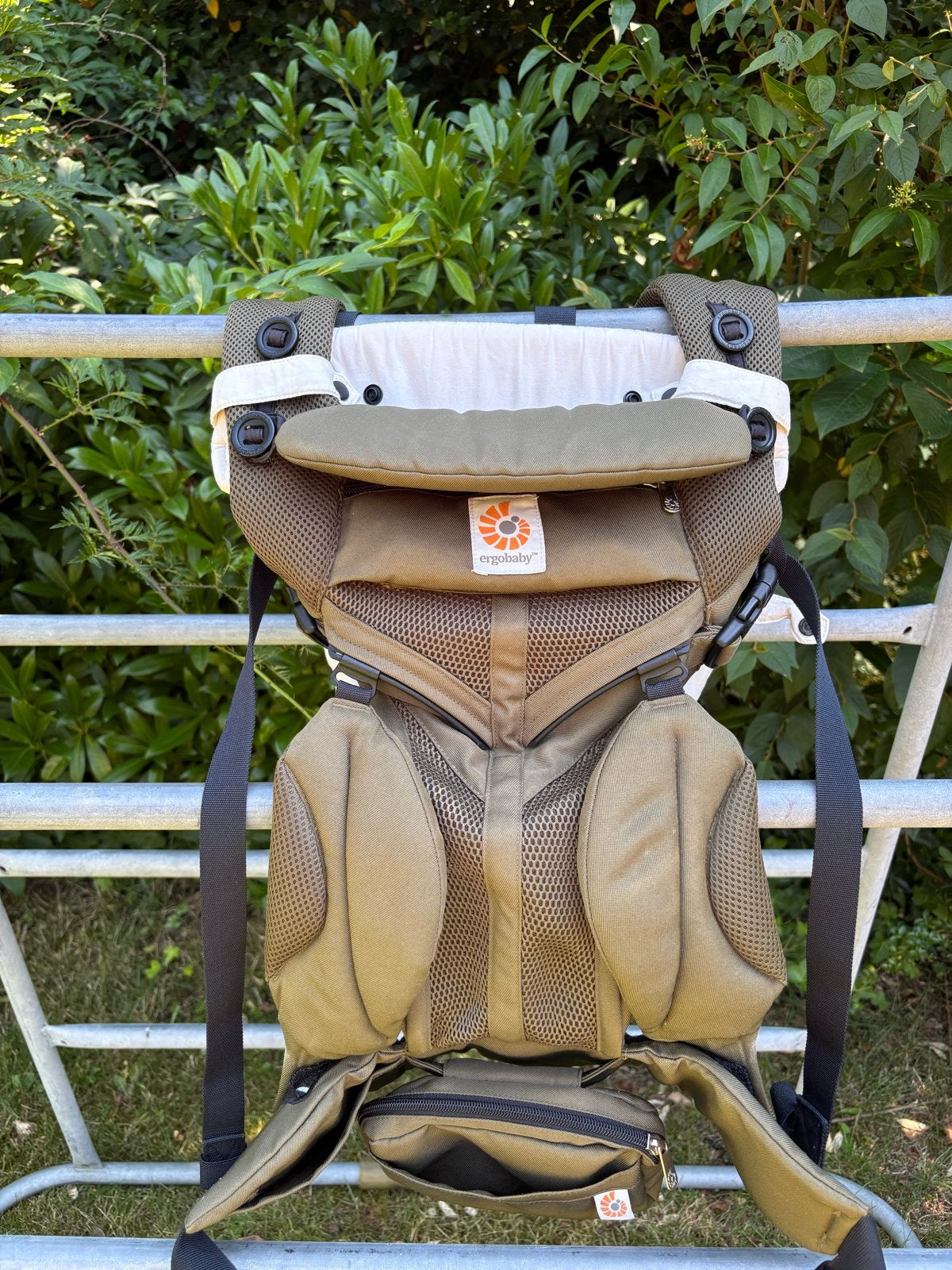 Ergobaby Draagzak met Verkleinkussen - Zo goed als nieuw, Kinderen en Baby's, Overige merken, Ophalen of Verzenden, Zo goed als nieuw