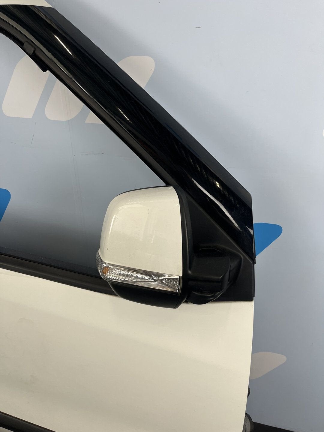 Voorportier rechts Fiat Doblo wit met spiegel 52122944, Gebruikt, -, Deur, -
