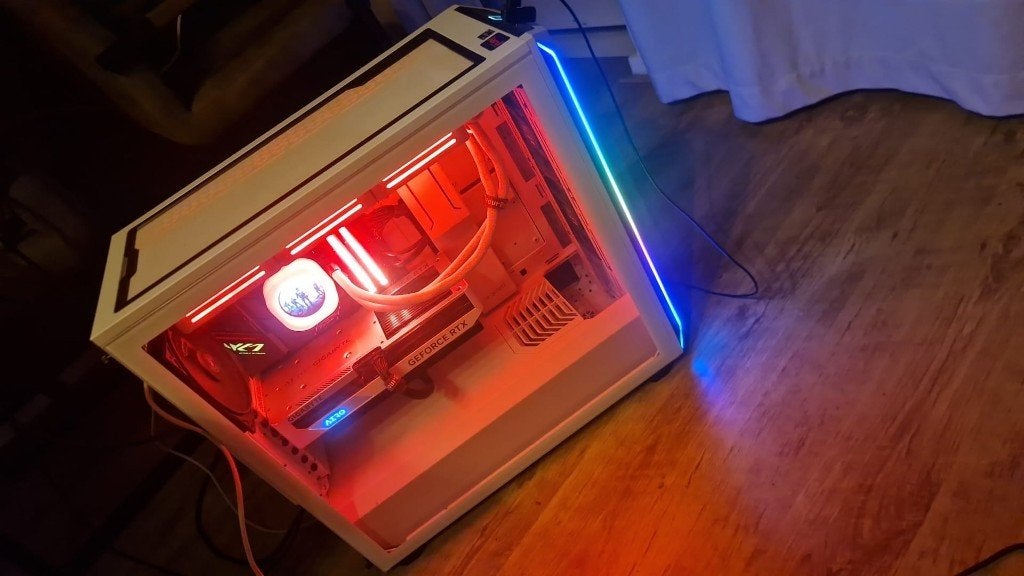 Gaming pc minimaal 2500, Ophalen, Overige genres, 1 speler, Zo goed als nieuw