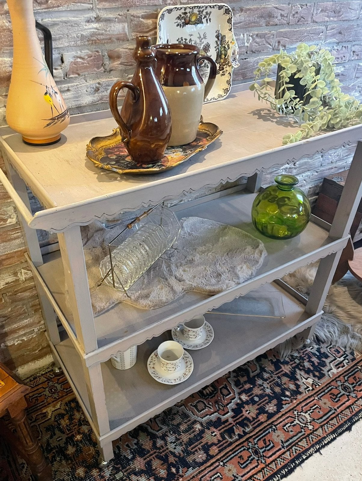 Leuk servieskarretje/sidetable op wieltjes, Ophalen, 25 tot 50 cm, Rechthoekig, 100 tot 150 cm