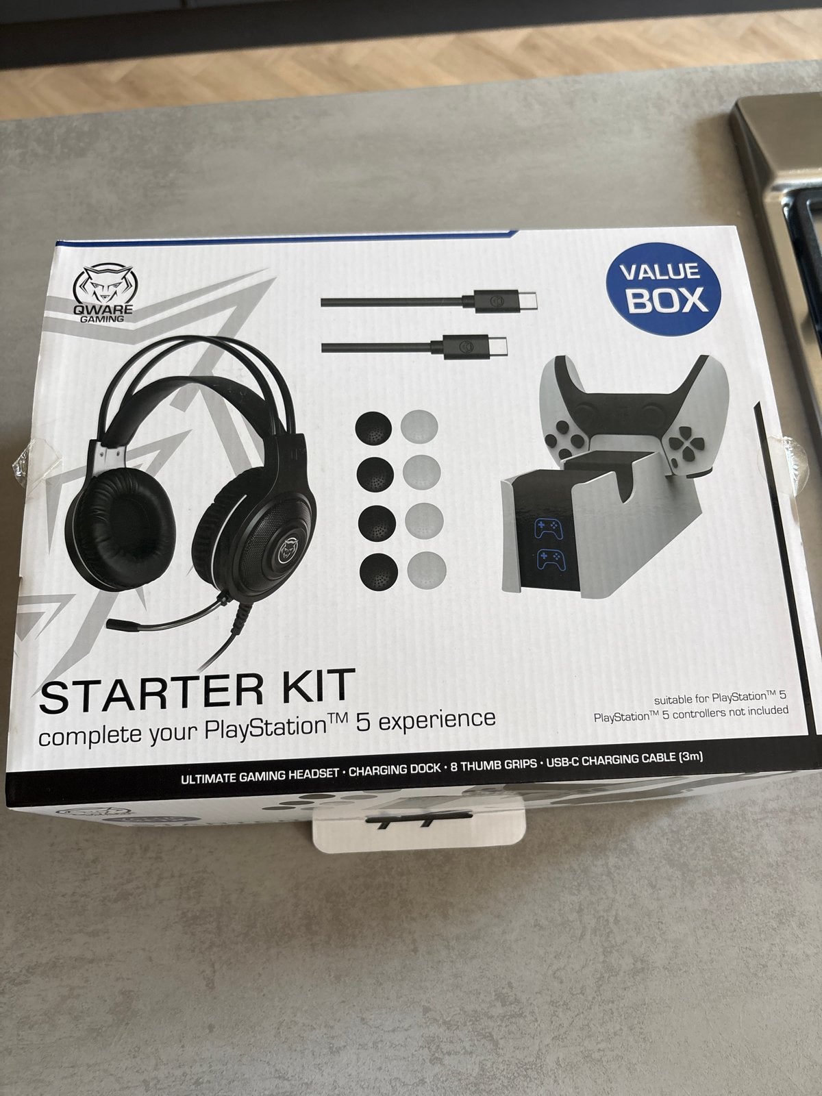 Qware Gaming Starter Kit voor PlayStation 5, Spelcomputers en Games, Games | Sony PlayStation 5, Overige genres, 1 speler, Nieuw