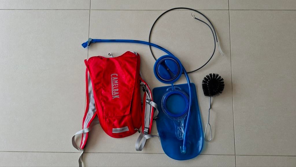 Camelbak Hydratatie Rugzak met Waterzak en Reinigingsset, Ophalen of Verzenden, Zo goed als nieuw